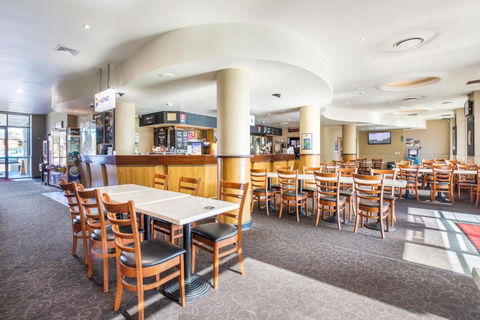 Nightcap At Pritchards Hotel - Kempsey Accommodation 2