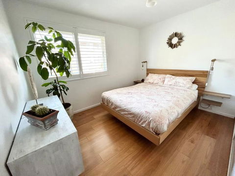 One Bedroom Apartment And CARPORT Close To Beaches, Airport,CBD - Kempsey Accommodation 0