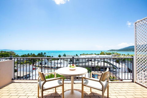 OCEAN VIEWS 10 - Kempsey Accommodation 0