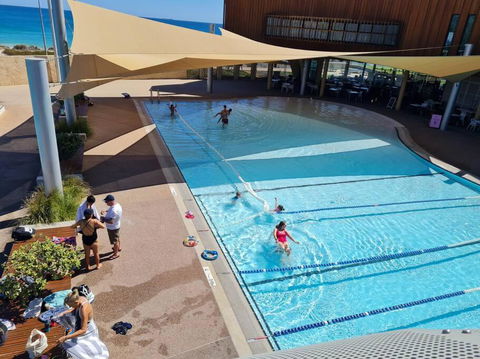 Oceanic Escape 50m To Beach - Kempsey Accommodation 1