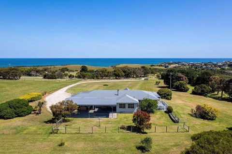 Oceanview On The Hill - Kempsey Accommodation 0