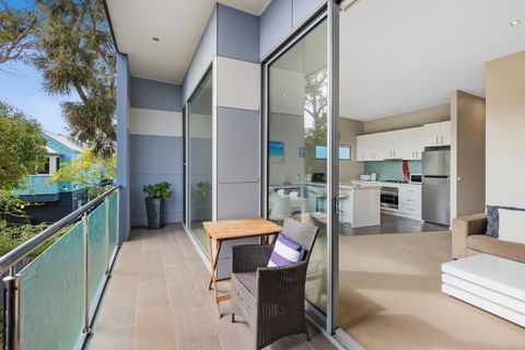 OG- By The Sea, 400m To Beach - Kempsey Accommodation 2