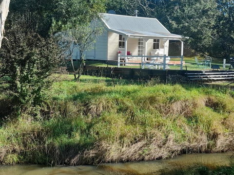 Old Oak Tree Cottage - Kempsey Accommodation 2