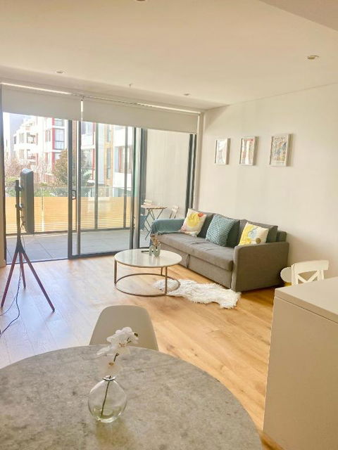 One Bedroom With Roof Top Pool - Kempsey Accommodation 1