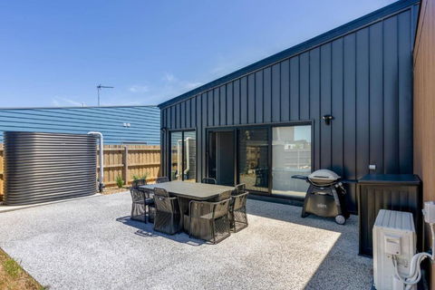 Opulence Cove - Kempsey Accommodation 3