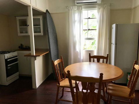 Original Surf Cottage In Heart Of Pottsville Beach - Kempsey Accommodation 1