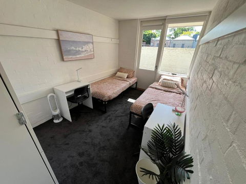 Ozi Village Cardigan - Kempsey Accommodation 1