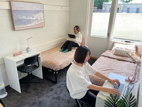 Ozi Village Cardigan - Kempsey Accommodation 0