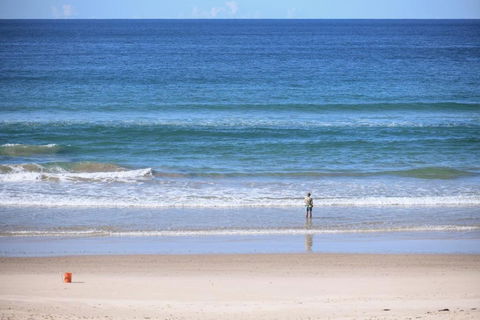Pacific Dawn On The Beach One - Kempsey Accommodation 2
