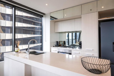 Panoramic View - Albert Park Lake & Shrine Views - Kempsey Accommodation 2