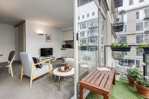 Parade Place - A Central Balcony Stay - Kempsey Accommodation 0