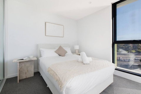 Perched On Parkville - A Minimalist Retreat With Pool - Kempsey Accommodation 1