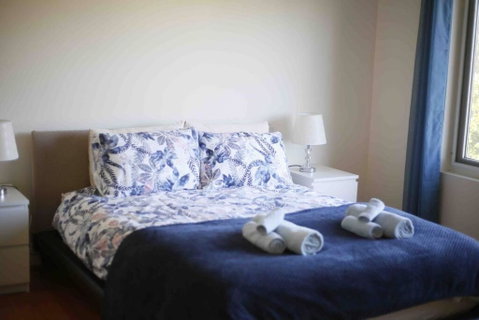 Perfectly Modern Living Home In Burwood - Kempsey Accommodation 2