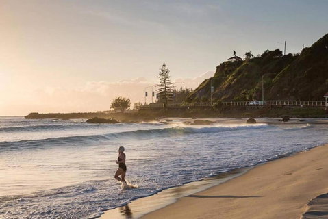 PET FRIENDLY & Super Central Retro Beach Pad! - Kempsey Accommodation 3