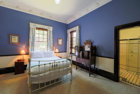 Petersons Armidale Winery And Guesthouse - Kempsey Accommodation 2