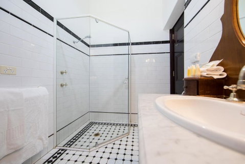 Petersons Armidale Winery And Guesthouse - Kempsey Accommodation 3