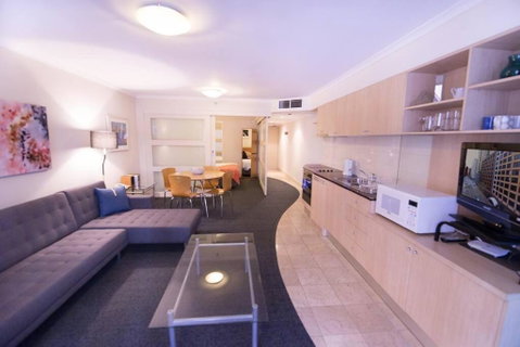 PI702 - Ideally Located Sydney CBD - Kempsey Accommodation 0