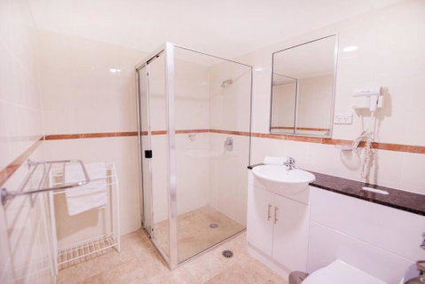 PI702 - Ideally Located Sydney CBD - Kempsey Accommodation 3