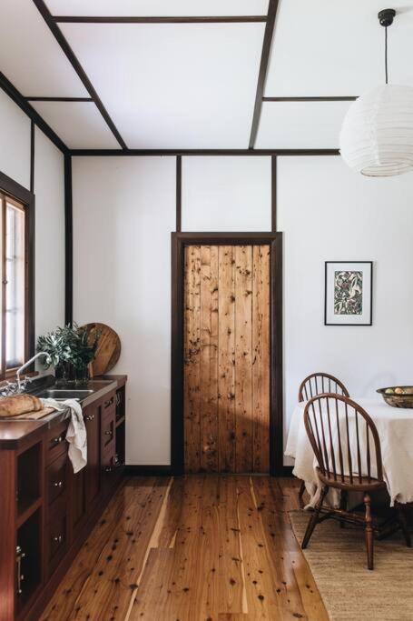 Pickers Hut - A Country Style Featured Dream Stay - Kempsey Accommodation 1