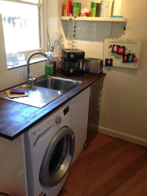 Picture Perfect Toorak, Entire Apartment - Kempsey Accommodation 1