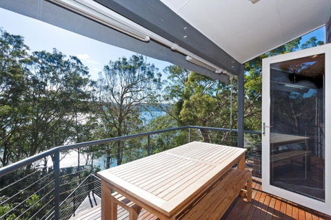 Pittwater Vistas - 5 Minutes To Palm Beach - Kempsey Accommodation 1