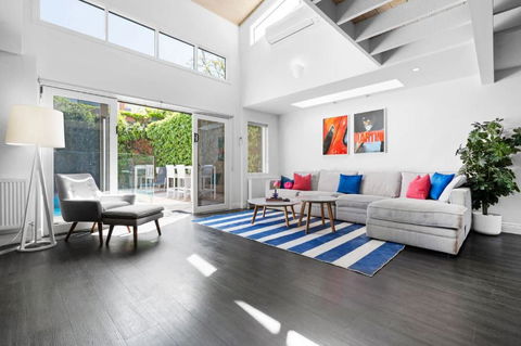 Port Paradiso - Kempsey Accommodation 2