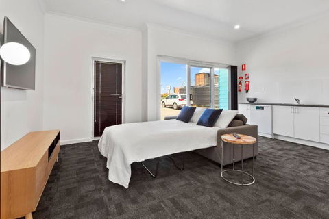 Port Lincoln Shark Apartment 5 - Kempsey Accommodation 3