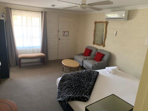 Picton Valley Motel Australia - Kempsey Accommodation 3