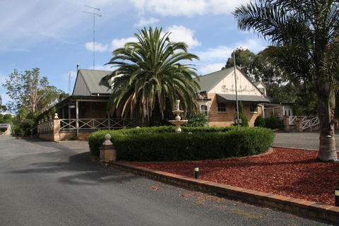 Picton Valley Motel Australia - Kempsey Accommodation 0