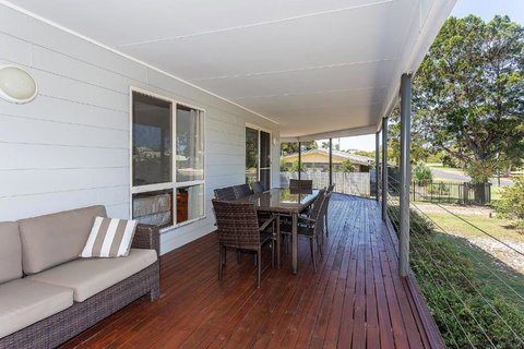 Rainbow Tides - Kempsey Accommodation 0