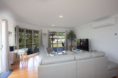 Rainbow Tides - Kempsey Accommodation 3