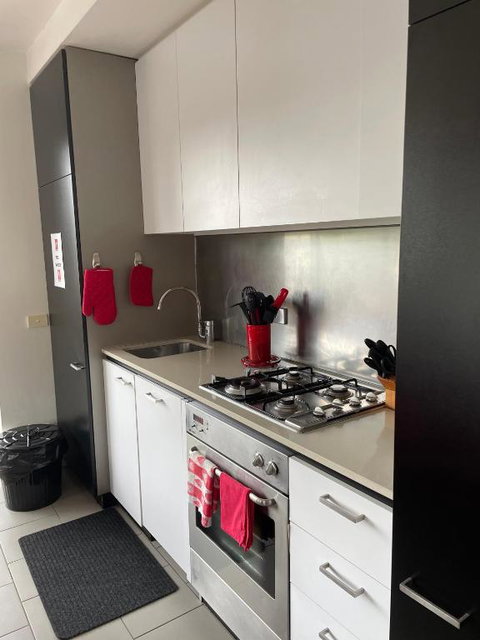 Radiance - Chic Fitzroy Street Apartment - Kempsey Accommodation 2