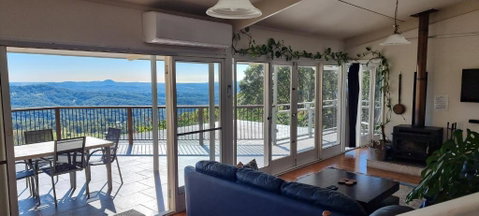 Potters Place Montville - Kempsey Accommodation 3