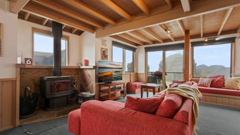 Powderkeg - Kempsey Accommodation 0