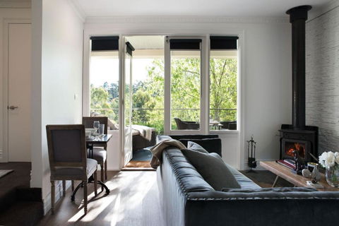 Provence Spa Villa 2 - Kempsey Accommodation 3