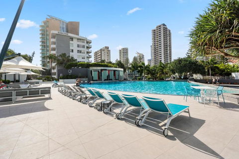Q Tower Amazing Ocean Views 22nd Level Heated Pools Sleeps 6 - Optimise BNB - Kempsey Accommodation 3