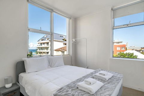Quaint 1BD On The Doorstep Of Manly Beach - Kempsey Accommodation 1