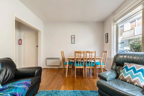 Quaint & Homey Ripponlea Flat - Kempsey Accommodation 2
