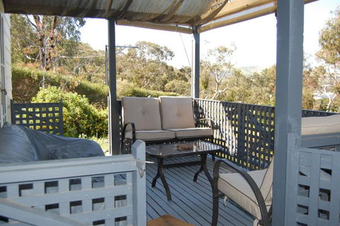 Quaint Cottage Nestled Amongst The Trees - Kempsey Accommodation 2