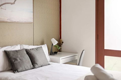 Quaint Double Room - Private Spot At Milperra - Shared Bathroom - Kempsey Accommodation 1
