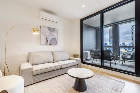 Quaint Stylish Hideout In Trendy South Melbourne - Kempsey Accommodation 0