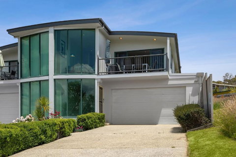 Questa E Bella - Kempsey Accommodation 2