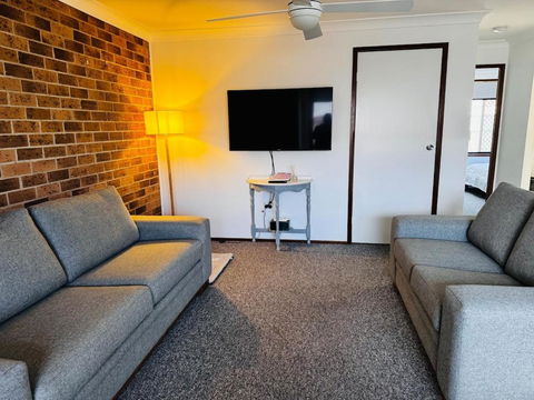 Quiet, 2bdrm Retreat In Tamworth - Kempsey Accommodation 0