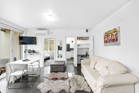 Quiet And Peaceful Beachside 1BR Retreat W Parking - Kempsey Accommodation 0