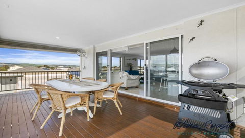 R & R Aldinga Beach By Wine Coast Holidays - Kempsey Accommodation 3