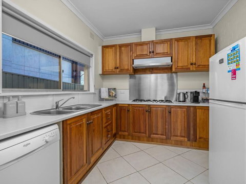 Read Place Retreat - Kempsey Accommodation 2
