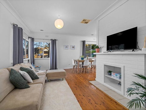 Read Place Retreat - Kempsey Accommodation 1
