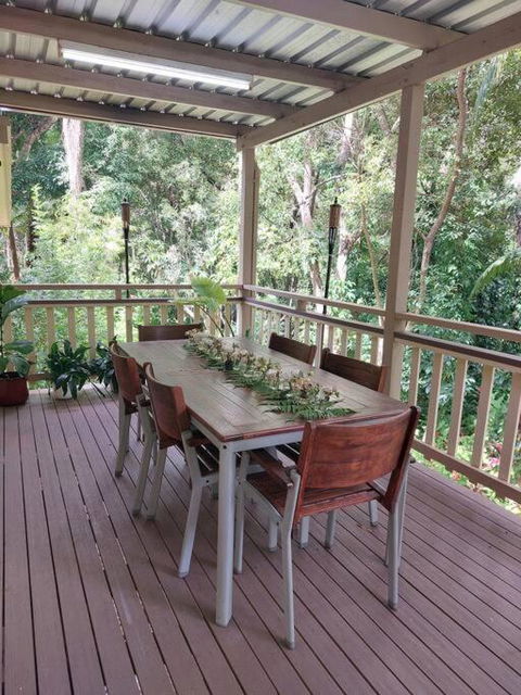 Rainforest Retreat-Fireplace-BBQ-3 Acres- - Kempsey Accommodation 3