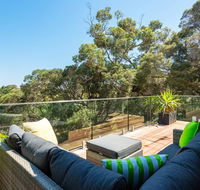 At Agnes Ave coastal views - Kempsey Accommodation