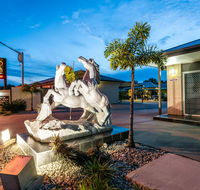 Athena Studio Units - Kempsey Accommodation